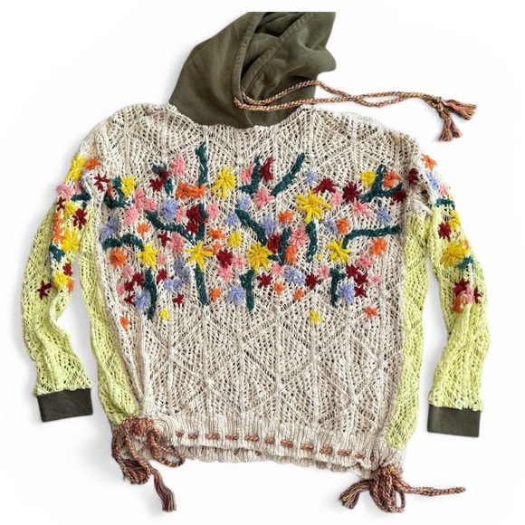 NWT!  Free People Wild Meadow Pullover w Hoodie Crochet Knit Sweater Size L - Picture 11 of 11